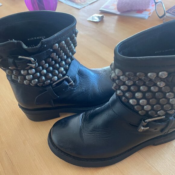 ASH Tennessee Studded Leather Ankle Boots in Black 37/7 - Picture 5 of 5